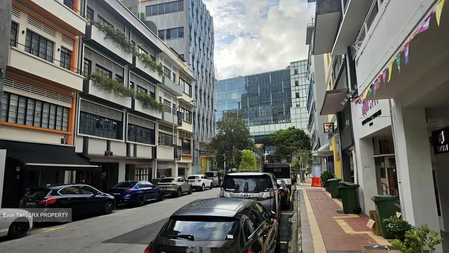 Hongkong Street (D1), Office #555574461